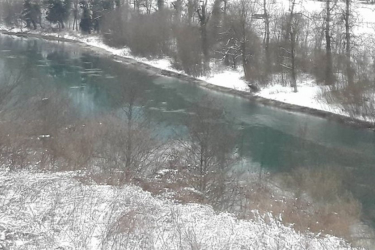 Kod Zvornika zaledila rijeka Drina