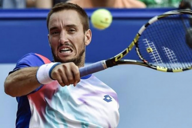 Troicki u polufinalu Sidneja