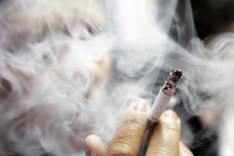 Ugledao mrtvog oca na kutiji cigareta?