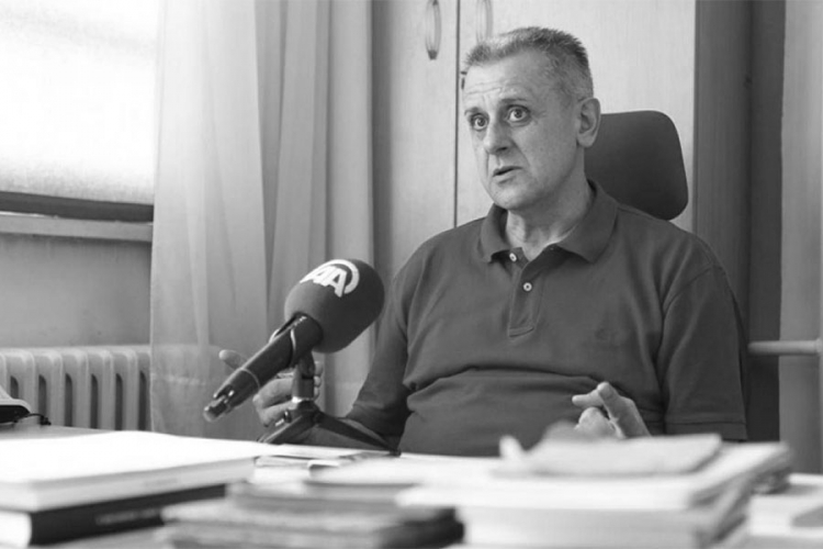 Preminuo akademik Dubravko Lovrenović