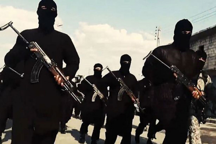 Albanska nastavnica na času hvalila Islamsku državu
