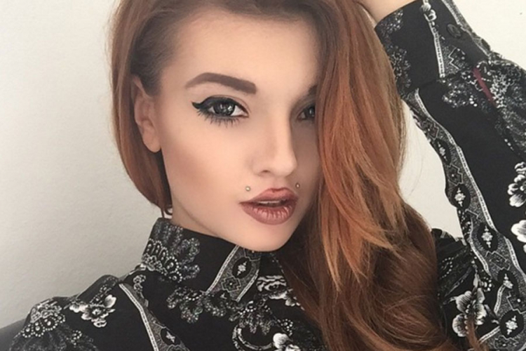 Ela Dvornik otkrila da je bila zlostavljana
