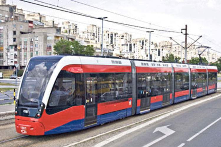 Ukraden tramvaj, policija traga za lopovom