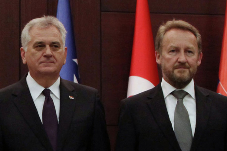 Izetbegović: Nikolić prima ratne zločince, a lije krokodilske suze za BiH