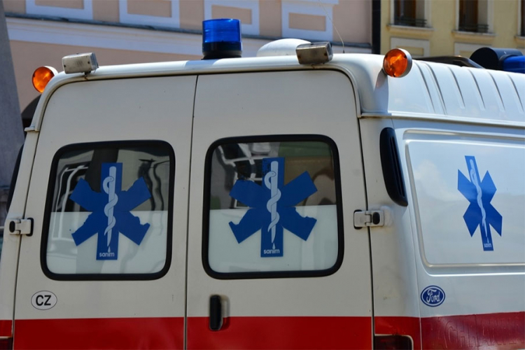 U saobraćajnoj nesreći teže povrijeđen Zvorničanin