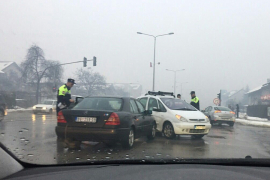 Vozači oprez, kolovozi su izuzetno klizavi