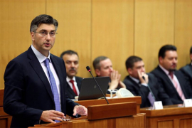 Pola Hrvatske vlade nije išlo u vojsku, a hoće obavezni rok