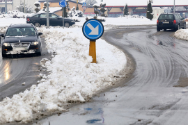 Otežano saobraćanje zbog kiše i snijega