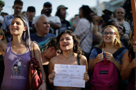Argentina: Obnažene žene protestovale zbog zabrane toplesa