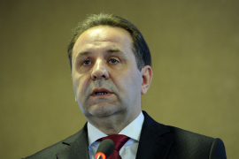 Ljajić: Revizija tužbe vodi zamrzavanju političkih odnosa