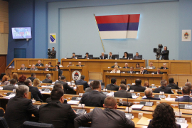 Narodna skupština usvojila Zakon o osnovnom vaspitanju i obrazovanju