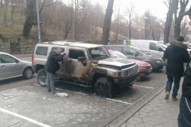 U nekoliko sekundi zapalio džip bivšeg šefa policije
