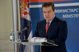 Dačić: Hrvatska može da podiže spomenik i Hitleru, ali neka nas ne ...