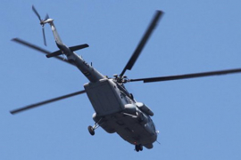 Helikopter sa petoro ljudi srušio se u jezero