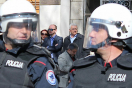Ukinut imunitet Mandiću i Kneževiću, DF se mirno razišao (FOTO ...