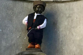 Dan državnosti Srbije u Briselu: "Maneken Pis" u srpskoj nošnji