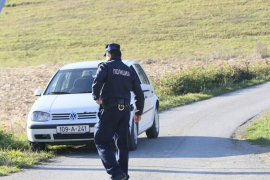 Sa čim se sve susreće policija: Pijana djevojka pobjegla iz ...