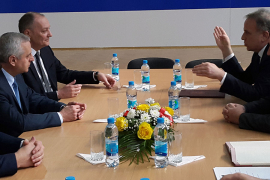 Nikolić i Panić razgovarli o saradnji