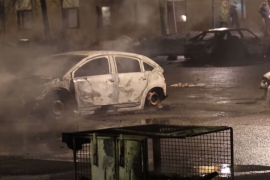 Haos u Švedskoj, napadi na civile, paljenje vozila (VIDEO)
