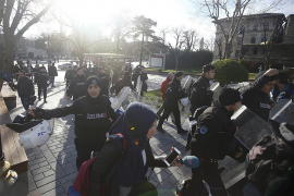 Niz racija u Istanbulu: 35 uhapšeno zbog povezanosti sa ID