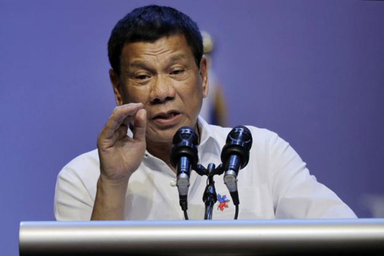 Duterte će pobiti sve dilere da se riješi droge