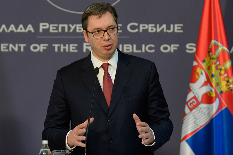 Vučić: EU treba da se bar na 15 minuta drži dogovora