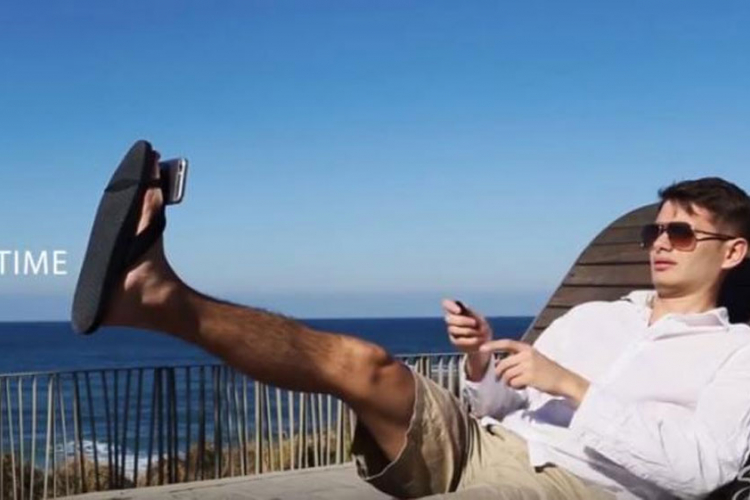 Selfie štap je "mrtav", živio SelfieFeet