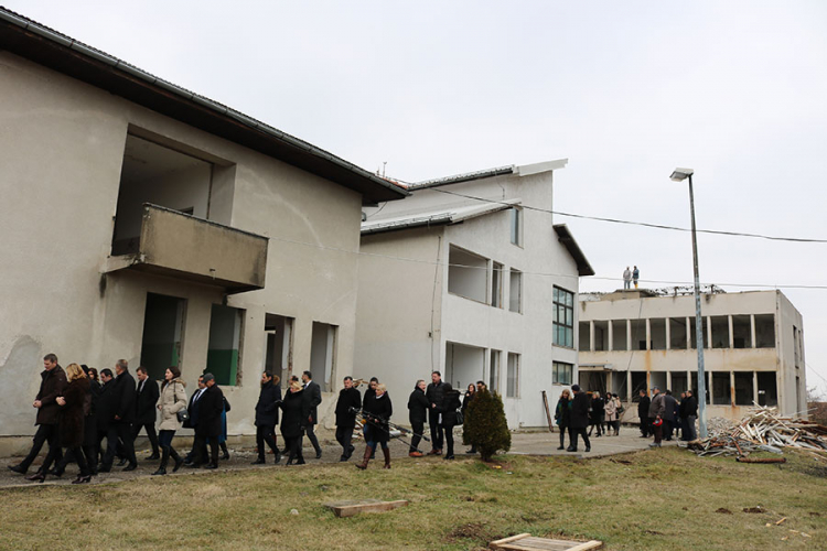 Počela obnova stare bolnice u Derventi