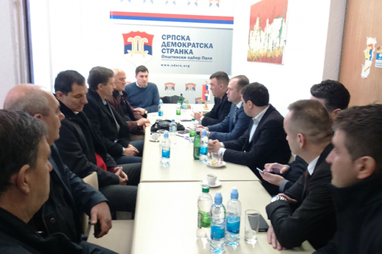 SNSD i "Savez za Pale" o problemima na području opštine