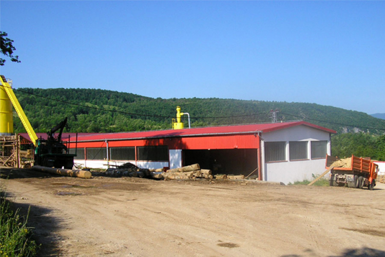 Mrkonjić Grad: Gorio pogon za proizvodnju peleta