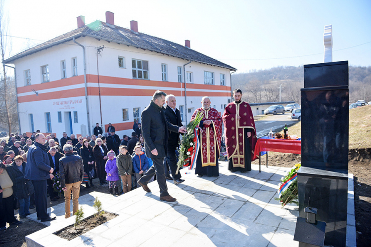 Služen parastos za poginule borce u Motikama