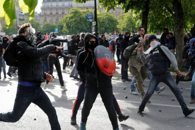 Ponovo protesti u Parizu