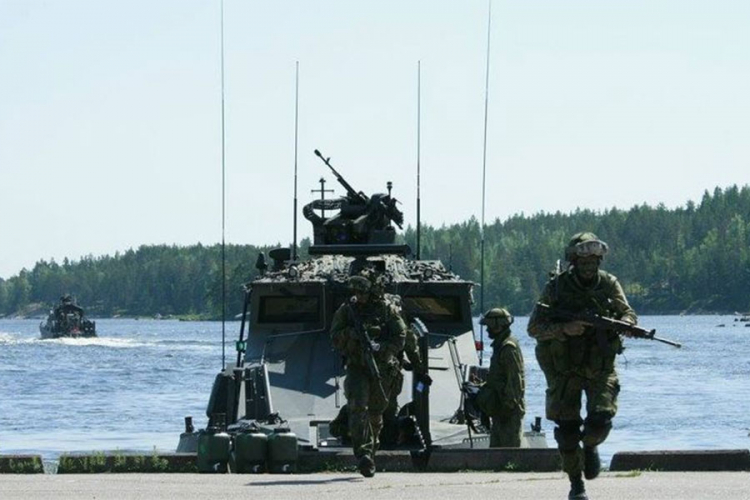 Finska gomila vojsku zbog straha od rata i Rusije