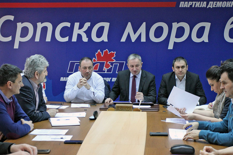 PDP osudio Izetbegovićevu najavu za pokretanje revizije