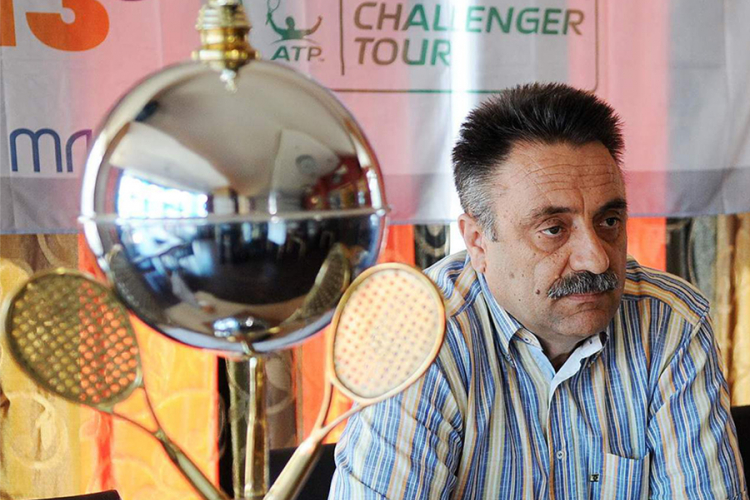 Preminuo Milan Radaković