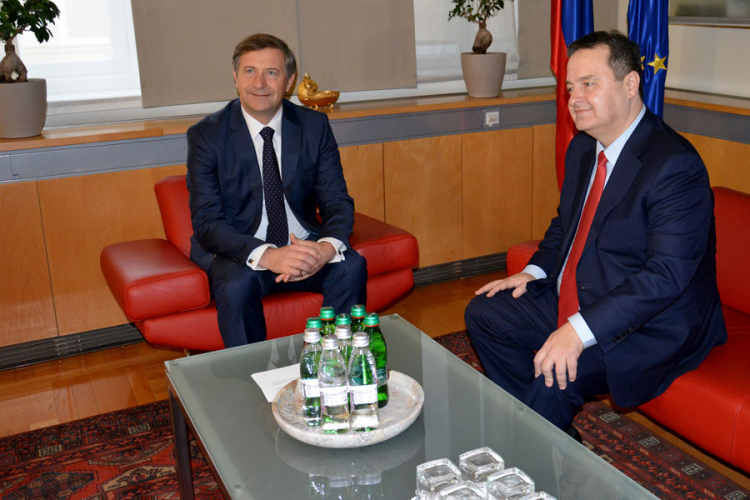 Dačić: Granica sa Hrvatskom treba da ide sredinom Dunava