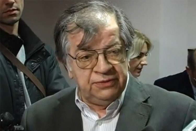 Kecmanović: Izetbegović radi isto što i njegov otac 1992. godine