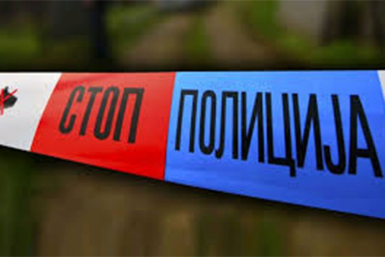 Muškarac poginuo u sudaru kombija i automobila