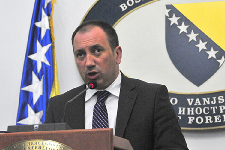 Crnadak pozvao ambasadorku BiH u Hagu na konsultacije