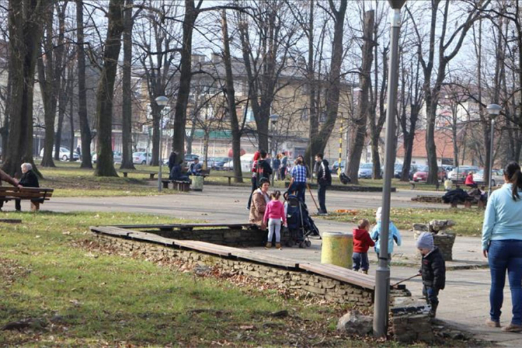 Oblačno i toplije, temperatura do 14 stepeni