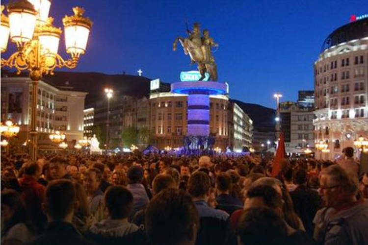 Protesti u Skoplju protiv promjene Ustava