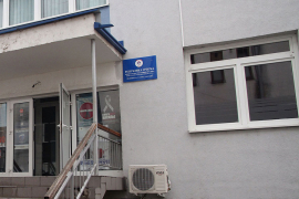 Laktaši: Osumnjičeni za krađe skočio kroz prozor policijske zgrade