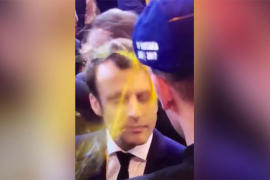 Francuski predsjednički kandidat dobio jaje u glavu ( VIDEO)