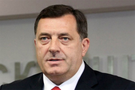 Dodik: Cilj SNSD- a uvođenje mladih na odlučujuća mjesta u stranci