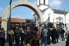 Rijeka suza ispratila porodicu Đedovac