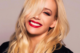 Jelena Rozga predstavila novi spot za pjesmu "Žileti"