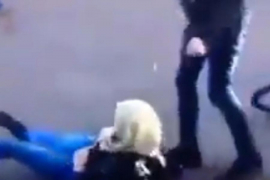 Brutalno pretučena prekrivena žena u Holandiji