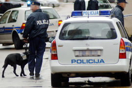 Utrpali 10 Sirijaca u mali Fiat i provezli ih kroz cijelu Hrvatsku