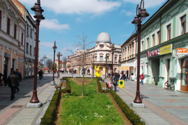 Sveštenik ošamario dijete na času