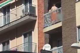 Seksali se na balkonu pa završili na televiziji